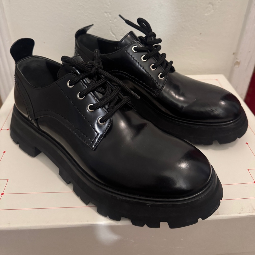 Alexander McQueen Lace Up Oxford Shoes